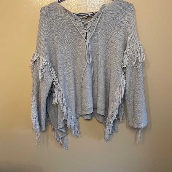 Grey fringe sweater - Picture 2 of 4